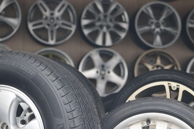 vehicle-repair-shop-640x480-81574389.jpeg