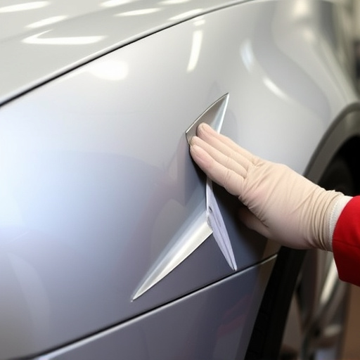 car-dent-repair-640x480-27340355.jpeg