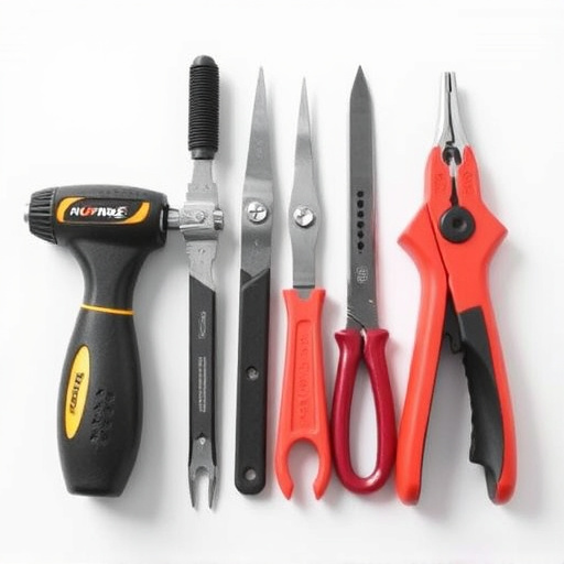 collision-repair-tools-640x480-60731577.jpeg