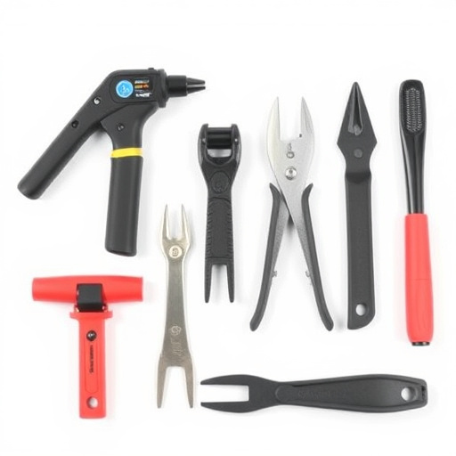 collision-repair-tools-640x480-74062817.jpeg